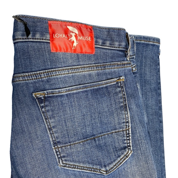 LOYAL MUSE Embroidered Blue Jeans for Women Sz 14 Red Blue - Picture 7 of 9
